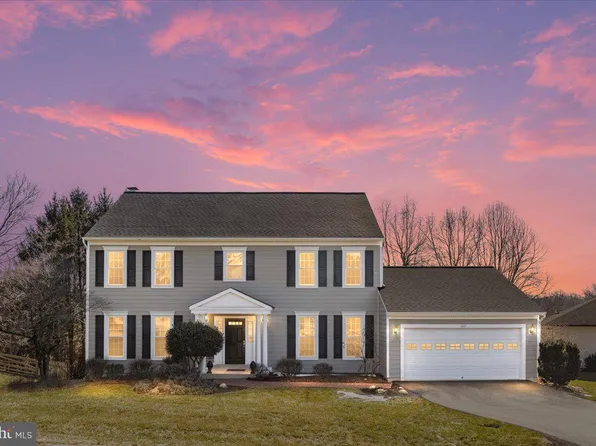 1607 Sereno Ct, Vienna, VA 22182