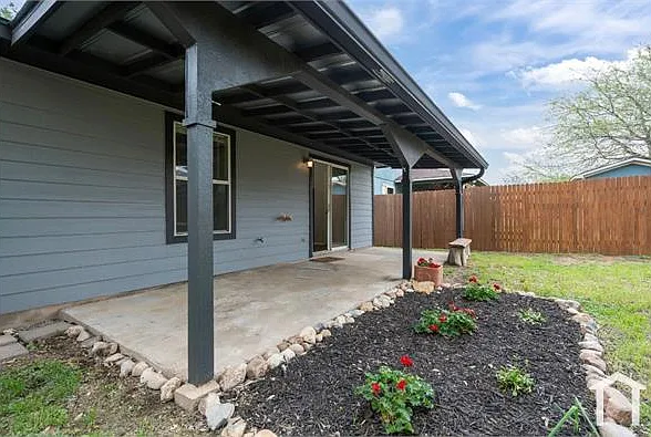 3103 Crownover St — Photo 23