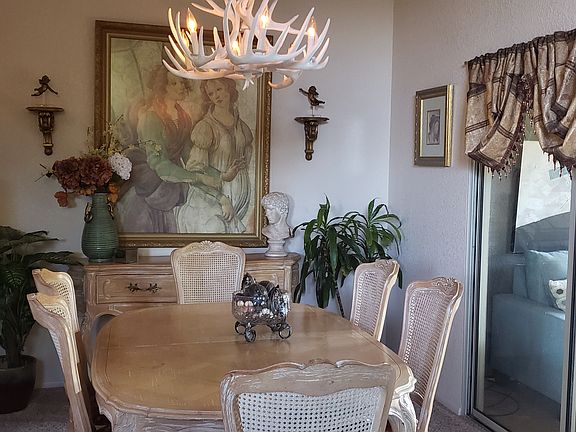Formal dining room
