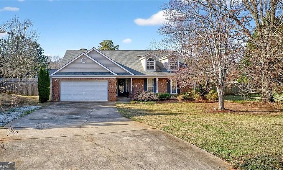 1st image of 310 Oconee Ct