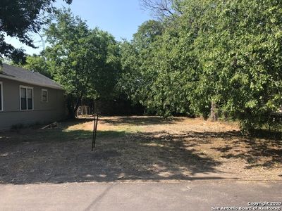 218 Douglas Way St, San Antonio, TX, 78210