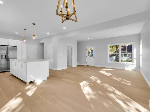 183 Vesper St, Fairfield, CT 06825