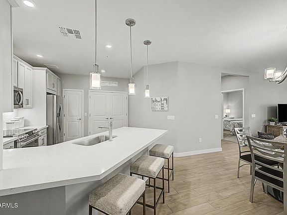 4th image of 2511 W QUEEN CREEK Road #213