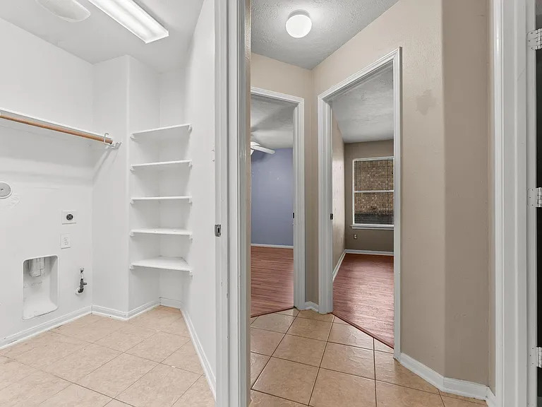 30218 Deleon Fields Dr — Photo 23