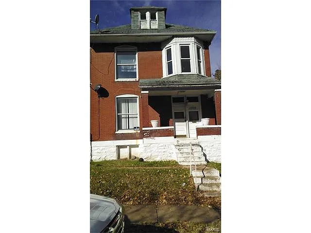 4019 Dryden Ave photo 1