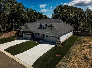 10324 Montgomery Rd, Montgomery, OH 45242