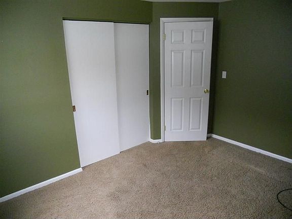 4th image of 1356 Central Park Ave