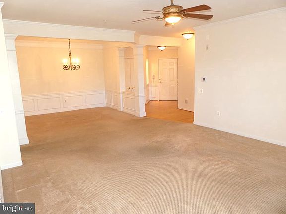 2nd image of 1001Q Running Creek Way #15