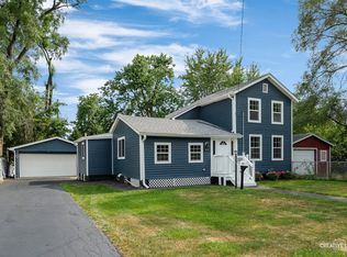 829 Liberty St, Aurora, IL 60505