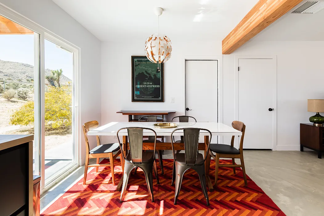 3 bed, 1174 sqft, $2,395 — Photo 3