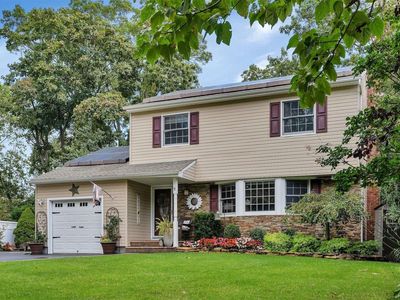 5 Greenwich Road, Smithtown, NY, 11787
