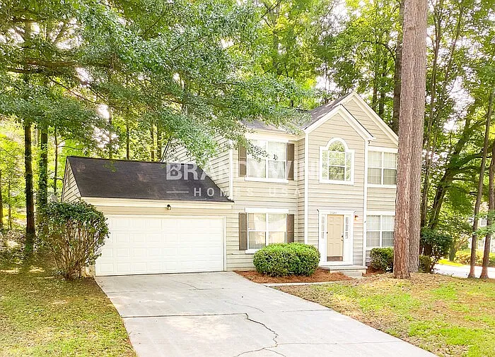 3 bed, 2.5 bath, 1856 sqft, $2,095 — Photo 2