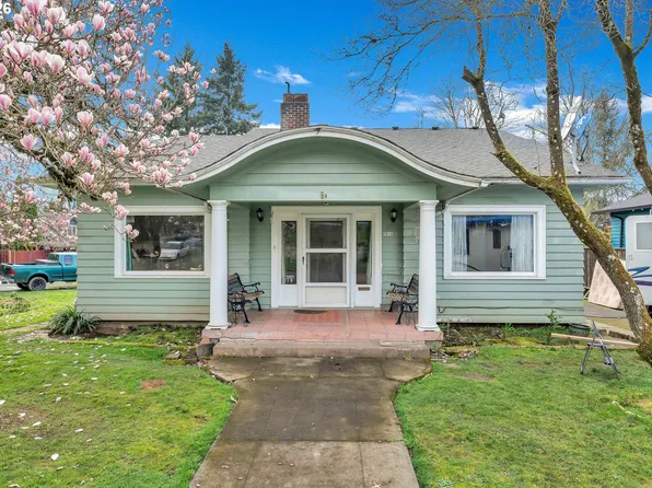 8906 N Willamette Blvd, Portland, OR 97203