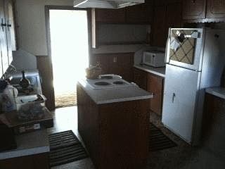 2nd image of 809 Vine Heights St