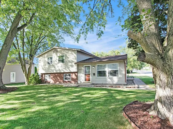 1623 E Main St, Warsaw, IN 46580