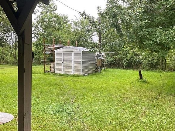 4th image of 19393 Clifton Rd