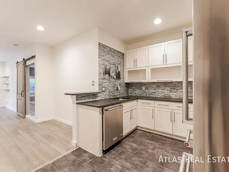 6001 S Yosemite St #H102 — Photo 4