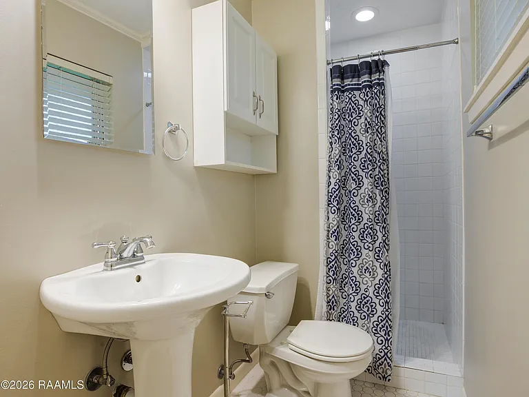 920 Marilyn Dr — Photo 13