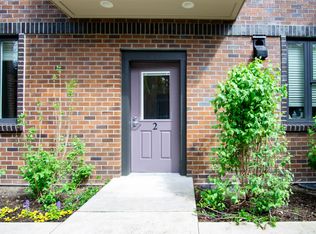 302 - 8015 N Oswego, Portland, OR 97203
