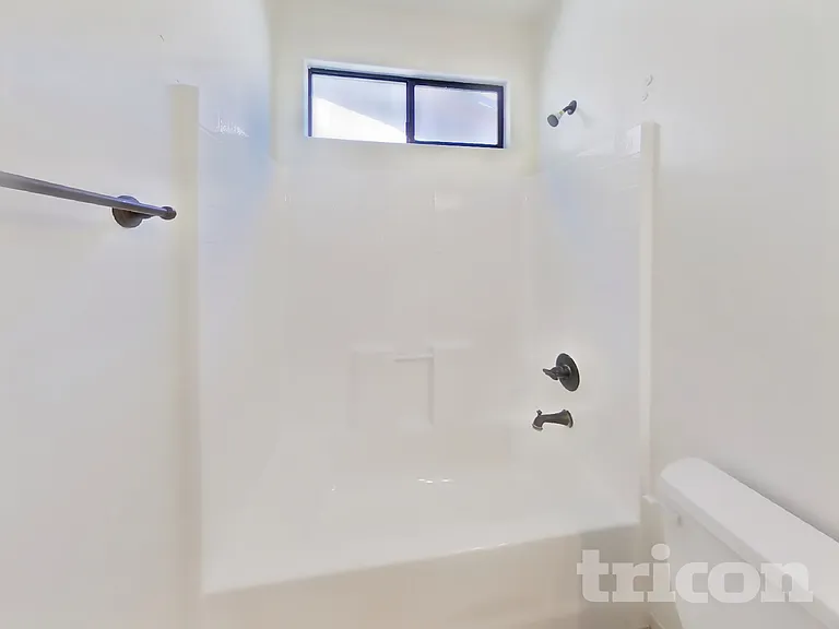 7731 S 45th Ln — Photo 14