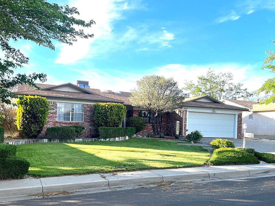 1st image of 3829 Madrid Dr NE