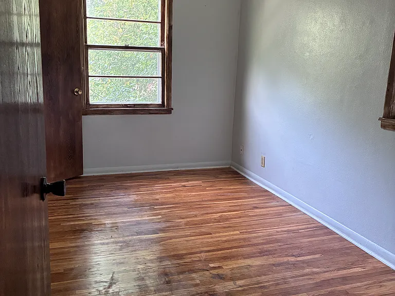 1024 Stinson St #2 — Photo 5