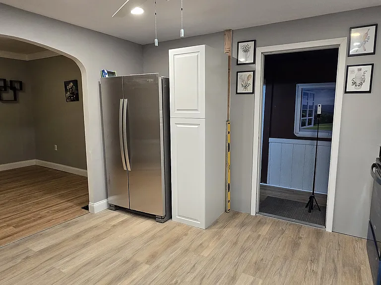 Kitchen & Living Room