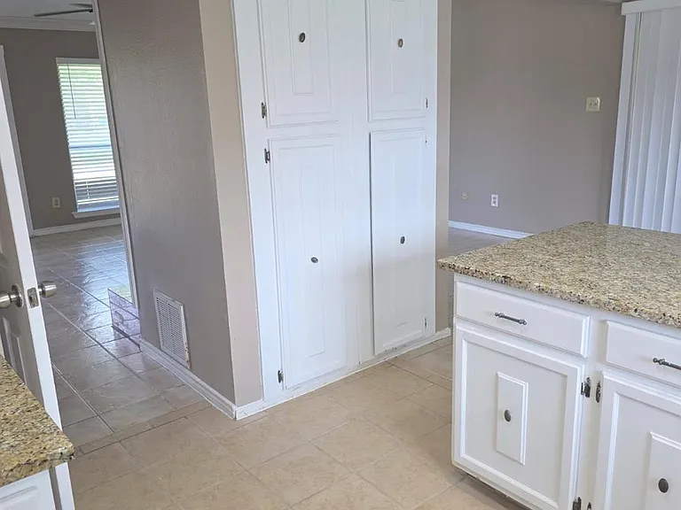 16611 Quail Dale Dr — Photo 5