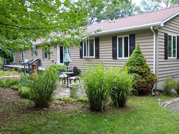 4th image of 2891 Saumsville Rd
