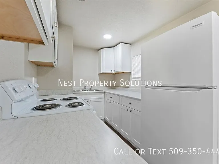 4460 Circle Pl NE #2 — Photo 7