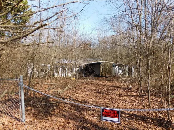 62 Hale Ct, Maysville, GA 30558