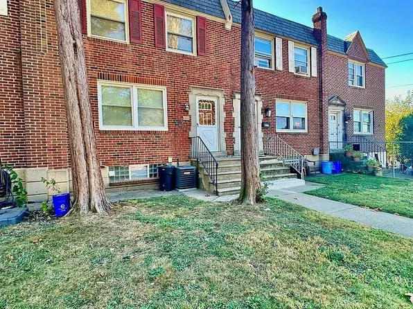 5703 Charles St, Philadelphia, PA 19135