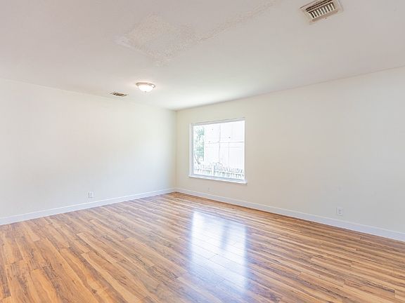 5th image of 2038 S Ellison Dr