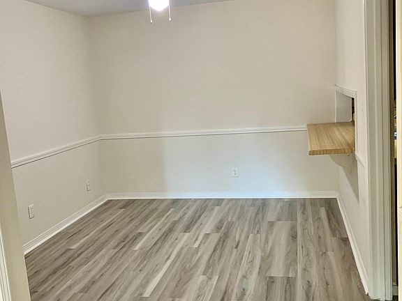5th image of 8101 Tippin Ave N