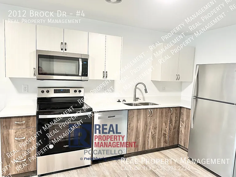 2012 Brock Dr #4 — Photo 5