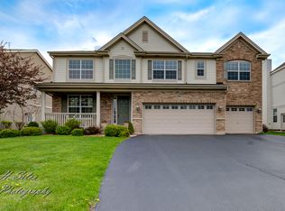 10657 Mayfield Ln, Huntley, IL 60142