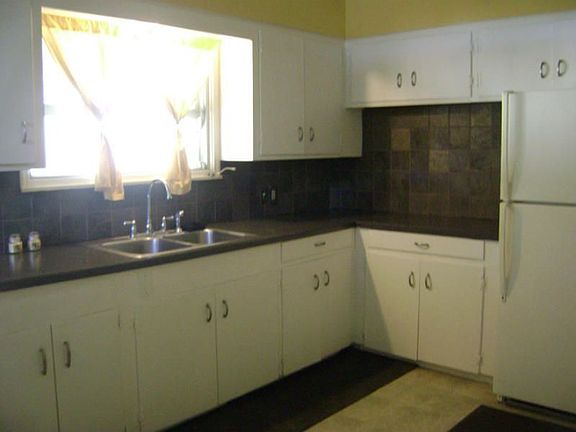 5th image of 618 Williamson Pl