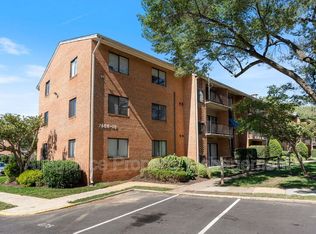 7608 Savannah St APT 101, Falls Church, VA 22043