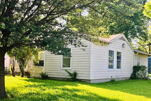 1st image of 1623 Farola Dr