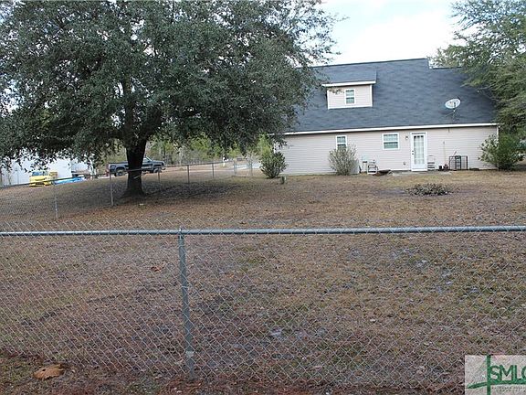 5th image of 335 Barrister Cir