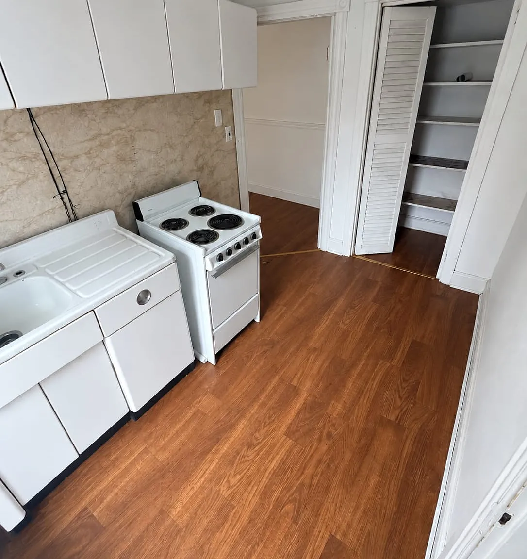 4 bed, 1600 sqft, $1,800 — Photo 2