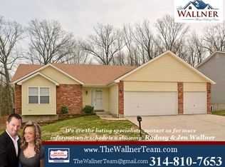 2368 Arkansas Dr, High Ridge, MO 63049