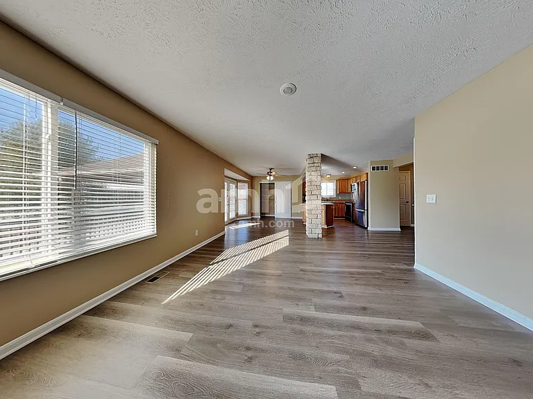 23 Glenside Dr — Photo 5