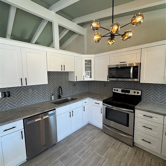 1500 Carson Cir NE — Photo 57