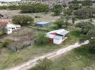 10347 Fm 674, Rocksprings, TX 78880