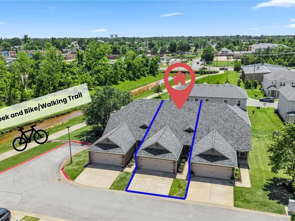 2804 W Valley West Ct, Rogers, AR 72756