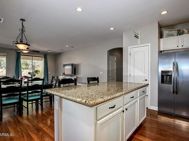 12651 W Blackstone Ln — Photo 10