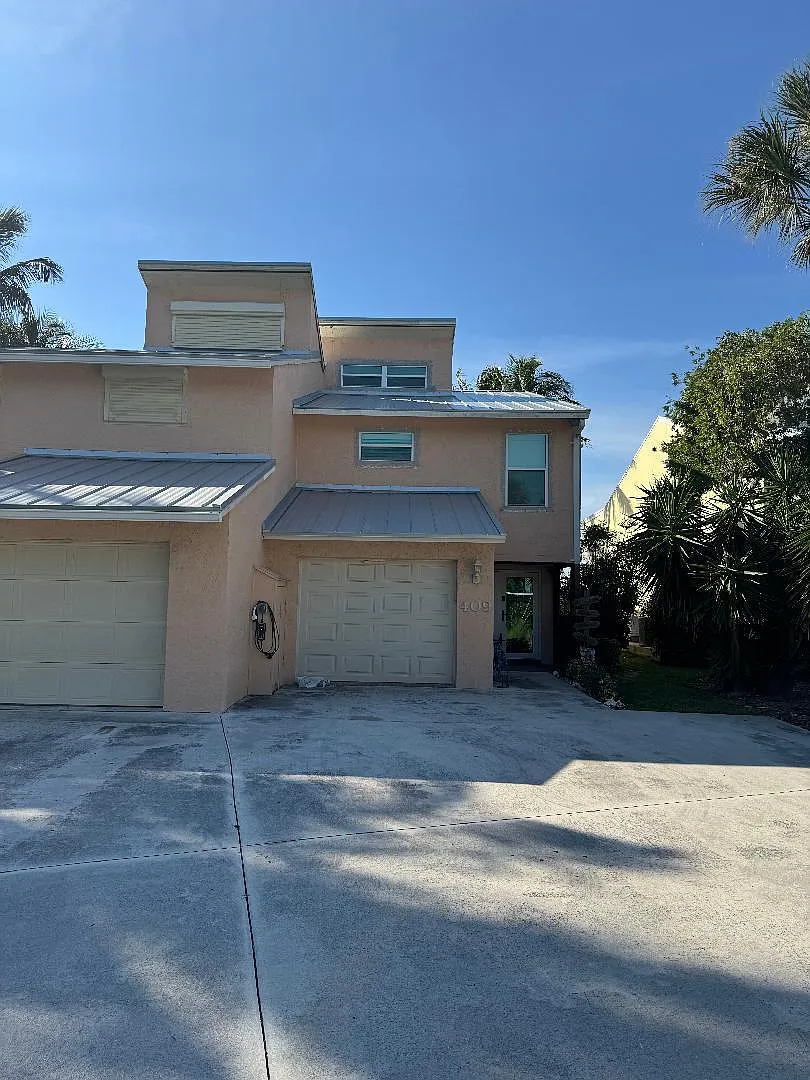 3 bed, 2.5 bath, 1882 sqft, $4,500 — Photo 1