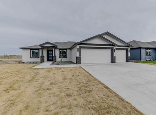 10517 Coho Dr, Pasco, WA 99301
