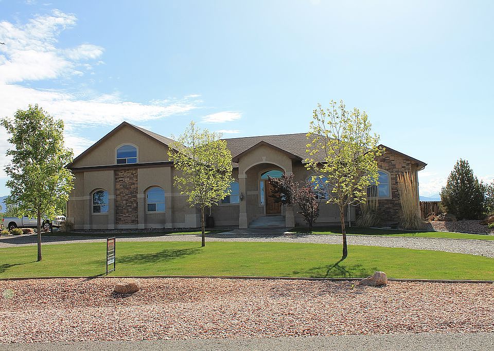 1st image of 1387 Horseshoe Dr